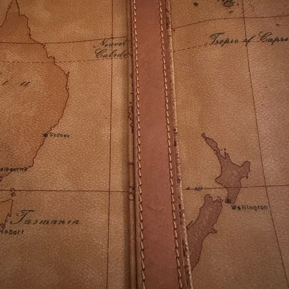 Alviero Martini Prima ClasseTan and Brown Leather Tote Bag with World Map Design - Picture 9 of 15